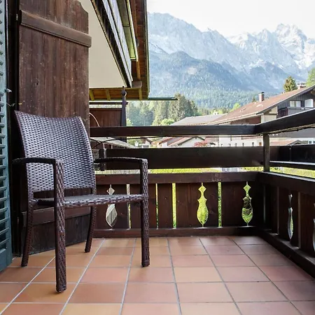 Edelrose Apartment
