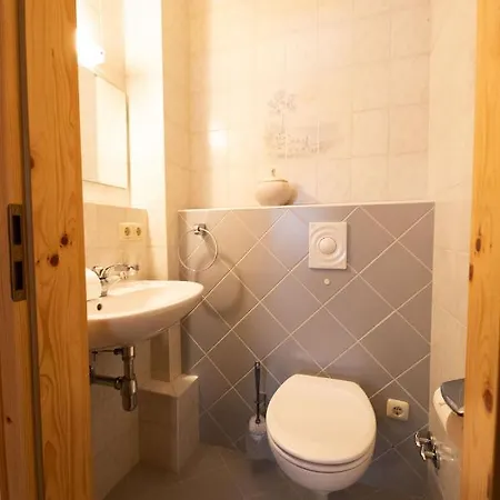 Edelrose Apartment